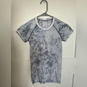 Lululemon Swiftly tech short sleeve shirt - Marble Pattern